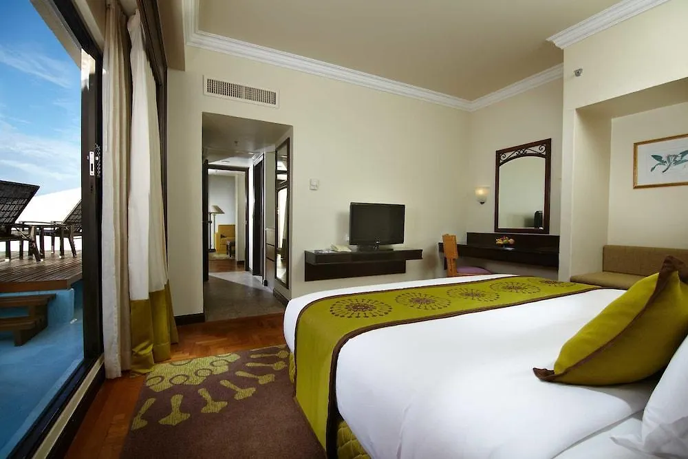 Holiday Inn Resort Penang Batu Feringgi